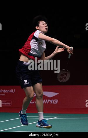 Bangkok, Thailand. 07.. Dezember 2022. Zhang Shu Xian im Nimibutr-Stadion in Bangkok bei den Finals der Women's Double Badminton bei der HSBC BTW World Tour 2022 in Aktion gesehen. Das Ergebnis: Chen Qing Chen und Jia Yi Fan gewinnen Zhang Shu Xian und Zheng Yu 2-1 (21-18, 17-21, 21-14) (Foto: Peerapon Boonyakiat/SOPA Images/Sipa USA) Guthaben: SIPA USA/Alamy Live News Stockfoto