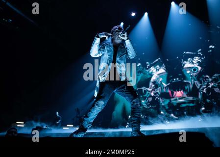 SALMO während Salmo - Flop Tour 2022, italienisches Sängerkonzert in Eboli (SA), Italien, Dezember 06 2022 Stockfoto