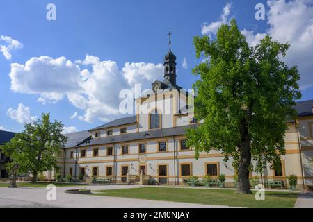 Krankenhausgebäude des ehemaligen Kurorts, Kuks, Královéhradecký kraj, Tschechische Republik, Europa Stockfoto