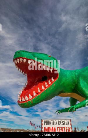 T-Rex im Painted Desert Indian Center an der Route 66 bei Holbrook, Arizona, USA [Keine Veröffentlichung von Eigentum; nur redaktionelle Lizenzierung] Stockfoto