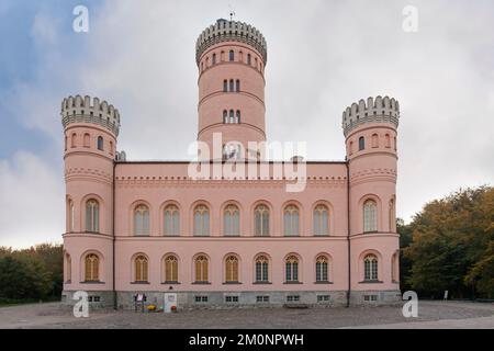 Granitz Hunting Lodge / Jagdschloss Granitz, Schloss aus dem 19.. Jahrhundert auf der deutschen Insel Rügen bei Binz in Mecklenburg-Vorpommern Stockfoto