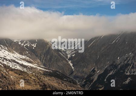 Stadt Livigno im Winter. Livigno Landskapes in der Lombardei, Italien, in den italienischen Alpen, nahe der Schweizer Grenze Stockfoto