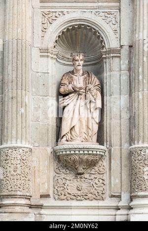 Statue vom Eingang zur Kathedrale unserer Lieben Frau der Himmelfahrt, Oaxaca, Mexiko Stockfoto