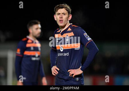 Meadow Park, Borehamwood, 6.. Dezember 2022. Ben Tollitt von Oldham Athletic während des Spiels der Vanarama National League zwischen Boreham Wood und Oldham Athletic in Meadow Park, Borehamwood am Dienstag, den 6.. Dezember 2022. (Kredit: Eddie Garvey | Kredit: MI News & Sport /Alamy Live News Stockfoto