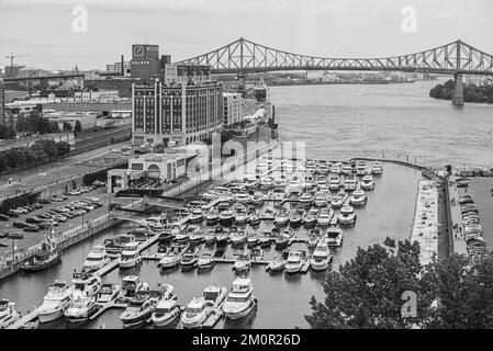 Montreal, Kanada - Juli 1 2022: Panoramablick auf Montreal vom Grande Roue im Zentrum von Montreal Stockfoto