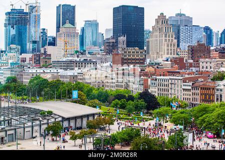 Montreal, Kanada - Juli 1 2022: Panoramablick auf Montreal vom Grande Roue im Zentrum von Montreal Stockfoto