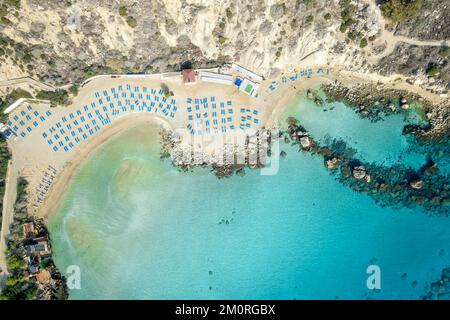 Landschaft mit Konnos-Strand in Protaras, Zypern Stockfoto