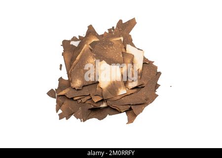 Gebranntes Papier isoliert auf weißem Hintergrund. Speicherplatz kopieren. Stockfoto