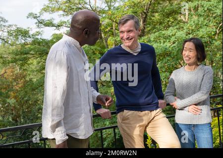 Diverse group of friends having fun outdoors Stockfoto