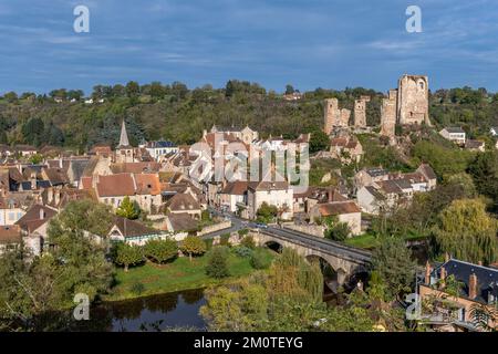 Frankreich, Allier, das Dorf Herisson mit der Aufschrift Petites Cites de Caractere, mittelalterliche Burg, Aumance-Tal, Bourbonnais Stockfoto