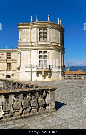 Frankreich, Drome, Grignan, das mit Les Plus Beaux Villages de France (die schönsten Dörfer Frankreichs) beschriftet wurde, das Schloss, in dem Madame de Sevigne lebte Stockfoto