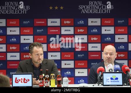 Brüssel. Am 08. Dezember 2022 stellte Anderlechts Cheftrainer Brian Riemer auf einer Pressekonferenz der belgischen Fußballmannschaft RSC Anderlecht seinen neuen Trainer vor, der am Donnerstag, den 08. Dezember 2022 in Brüssel stattfand. Danish Riemer kommt vom englischen Premier League Club Brentford FC, wo er Assistenztrainer war. BELGA FOTO BRUNO FAHY Stockfoto