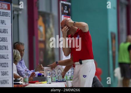 Rom, Italien. 07.. Dezember 2022. Schiedsrichter-Spiel bei SIS Roma vs Antenore Plebiscito Padova, Waterpolo Italian Serie A1 Frauenspiel in Rom, Italien, Dezember 07 2022 Kredit: Independent Photo Agency/Alamy Live News Stockfoto