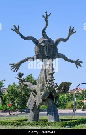 Valencia, Spanien - 16. Juli 2022: Skulptur namens „Homenaje Al Libro“ von Juan García Ripollés. Es ist eine Attraktion in der Stadt. Stockfoto