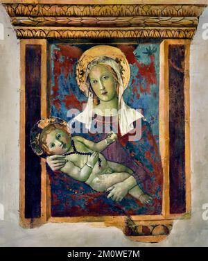 Madonna und Kind von Memmo di Filippuccio aus dem 14. Jahrhundert La Camera del Podestà im Museo Civico von San Gimignano, Toskana, Italien, Italienisch. Seltsame, faszinierende Arbeit Stockfoto