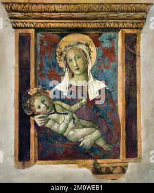 Madonna und Kind von Memmo di Filippuccio aus dem 14. Jahrhundert La Camera del Podestà im Museo Civico von San Gimignano, Toskana, Italien, Italienisch. Seltsame, faszinierende Arbeit Stockfoto