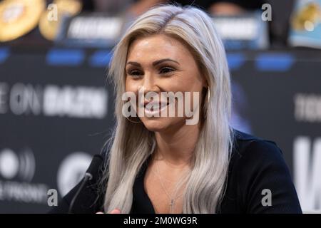 Leeds, Großbritannien. 08.. Dezember 2022. Die Banking Hall, Aspire, Infirmary Street, Leeds, West Yorkshire, 8.. Dezember 2022 Bei der Pressekonferenz „Josh Warrington vs Luis Alberto Lopez Undercard“ steht: Touchlinepics/Alamy Live News Stockfoto