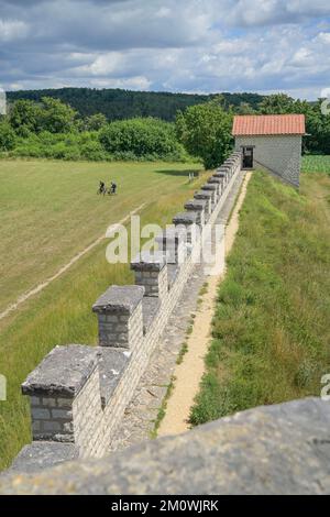 Rekonstruierung Römerkastell Pfünz, Altmühltal, Bayern, Deutschland Stockfoto