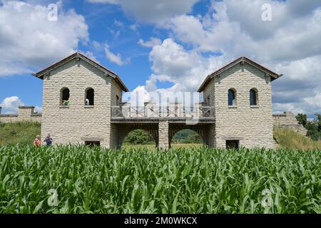 Rekonstruierung Römerkastell Pfünz, Altmühltal, Bayern, Deutschland Stockfoto