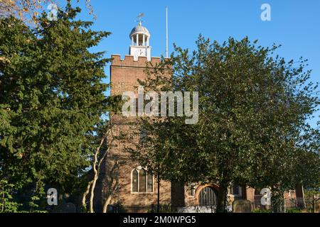 Der Turm der St. Mary's Church aus dem 17.. Jahrhundert, Leyton, East London UK Stockfoto