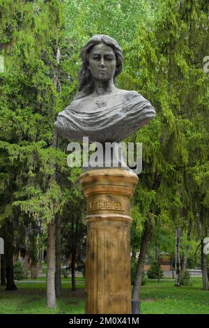 Panfilov Park und Statue, Bischkek, Kirgisistan, Asien Stockfoto