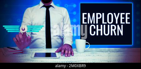 Handgeschriebener Text Mitarbeiterabwanderung, konzeptionelle Bildänderungsrate bei bestehenden Arbeiten geht verloren und wird neu hinzugefügt Stockfoto