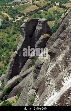 Meteory, Μετέωρα, Meteora, Grecja, Griechenland, Griechenland; Sandstein- und Konglomeratfelsenmassiv Stockfoto