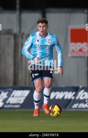 Falkirk Stadium, Falkirk, Stirlingshire, Schottland: 8.. Dezember 2022; SPFL Trust Trophy Football, Falkirk versus Dundee; Finlay Robertson aus Dundee Stockfoto