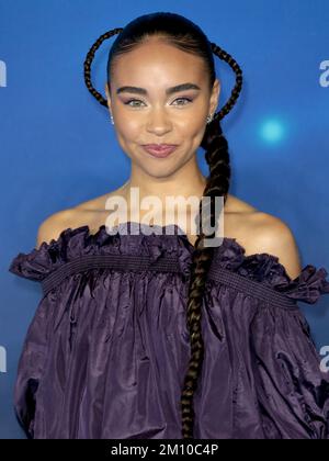 06. Dezember 2022 - London, England, Großbritannien - Bailey Bass nimmt an Avatar: The Water World Premiere, Odeon Luxe West End Teil Stockfoto