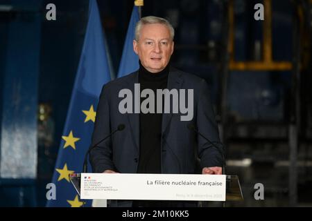 Wirtschaftsminister Bruno Le Maire und EDF-CEO Luc Remont besuchen am 8. Dezember 2022 das Kernkraftwerk in Penly, seine Maritime, Frankreich. Foto: Eliot Blondet/ABACAPRESS.COM Stockfoto