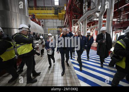 Wirtschaftsminister Bruno Le Maire und EDF-CEO Luc Remont besuchen am 8. Dezember 2022 das Kernkraftwerk in Penly, seine Maritime, Frankreich. Foto: Eliot Blondet/ABACAPRESS.COM Stockfoto