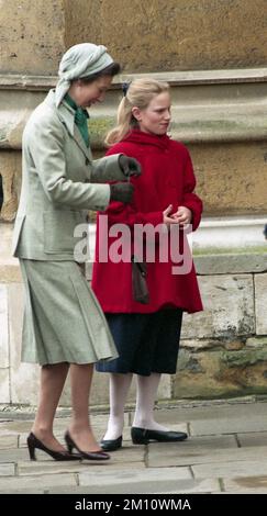 11. April 1993 Osterreiten im Windsor Castle Prinzessin Anne und ihre Tochter Zara Phillips, 11 Jahre alt Stockfoto