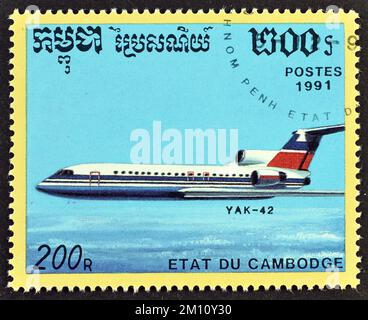 Storniert Briefmarke von Kambodscha gedruckt, zeigt, dass Flugzeug TU 154, circa 1991. Stockfoto