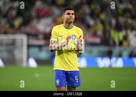 Doha, Catar. 09.. Dezember 2022. Casemiro während eines Spiels zwischen Kroatien und Brasilien, gültig für das Viertelfinale der Weltmeisterschaft, das im Education City Stadium in Doha, Katar, stattfindet. Kredit: Richard Callis/FotoArena/Alamy Live News Stockfoto