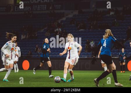 Lyon, Frankreich. 07.. Dezember 2022. Décines-Chapieu, Frankreich, Dezember 7. 2022: Lindsey Horan(26) von OL in Aktion während des Spiels der UEFA Women's Champions League zwischen Olympique Lyonnais und FC Zürich Frauen im Groupama-Stadion in Décines-Charpieu, Frankreich. (Pauline Figuet/SPP) Guthaben: SPP Sport Press Photo. Alamy Live News Stockfoto