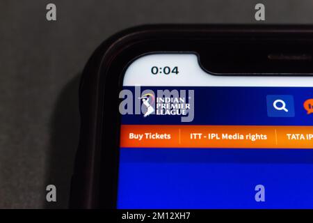 Logo der indischen Premier League (IPL) auf ihrer Website auf dem iPhone. IPL (auch bekannt als TATA IPL) ist eine indische Franchise-Cricket-Liga für Männer im Jahr T20. Stockfoto