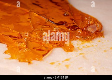 Cannabis-Wachs-Sauce-Extrakt, thc-Harz-Konzentrat. Stockfoto