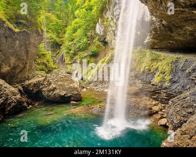 Berglistüber-Wasserfall, Linthal, Kanton Glarus, Schweiz, Europa Stockfoto