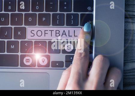 Schild mit Softball. Ein Wort, das auf einem Sport geschrieben wurde, ähnlich wie Baseball, der mit einem Ball und einer Fledermaus gespielt wurde Stockfoto