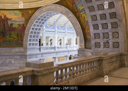 Blick vom vierten Stock des Utah State Capitol in der 350 State Street in Salt Lake City, Utah Stockfoto