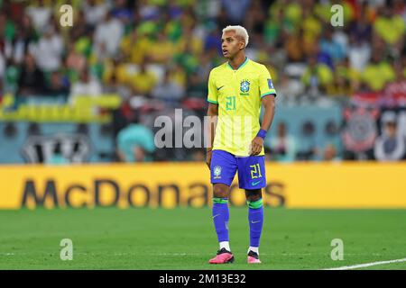 Doha, Katar. 09.. Dezember 2022. Rodrygo aus Brasilien, während des Spiels zwischen Kroatien und Brasilien, für das Viertelfinale der FIFA Weltmeisterschaft Katar 2022, Education City Stadium diesen Freitag 9.. Foto: Heuler Andrey/DiaEsportivo 30761 (Heuler Andrey/SPP) Kredit: SPP Sport Press Photo. Alamy Live News Stockfoto
