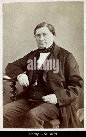 Ca. 1865 , Paris , FRANKREICH : der gefeierte französische Dramatiker EUGENE LABICHE ( 1815 - 1888 ). Foto: Felix Nadar , Paris . - GESCHICHTE - FOTO STORICHE - TEATRO - THEATRE - DRAMMATURGO - COMMEDIOGRAFO - DRAMATIKER - SCRITTORE - SCRITTRICE - LETTERATO - LITERATUR - LETTERATURA - FRANCIA - RITURATTO - PORTRAIT -- ARCHIVIO GBB Stockfoto