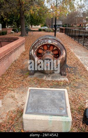 Columbus ist die zweitgrößte Stadt in Georgia, USA, und hat eine lange Geschichte. Es liegt am Ufer des Chattahoochee River. Stockfoto