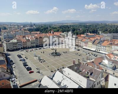 Ein Luftblick auf den Hauptplatz der Stadt in Ceske Budejovice, Tschechische republik Stockfoto