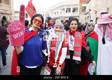 Marokkanische Fans in Doha, Katar. Foto: Samstag, 10. Dezember 2022. Stockfoto