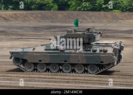 Präfektur Shizuoka, Japan - 10. Juli 2011: Japan Ground Self-Defense Force Mitsubishi Typ 89 IFV (Infanteriefahrzeug). Stockfoto