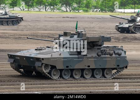 Präfektur Shizuoka, Japan - 10. Juli 2011: Japan Ground Self-Defense Force Mitsubishi Typ 89 IFV (Infanteriefahrzeug). Stockfoto