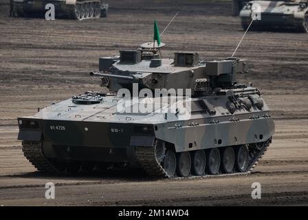 Präfektur Shizuoka, Japan - 10. Juli 2011: Japan Ground Self-Defense Force Mitsubishi Typ 89 IFV (Infanteriefahrzeug). Stockfoto