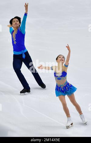 Turin, Italien, Italien. 8.. Dezember 2022. Turin, Dezember 8-11 2022, Italien Palavela.ISU GRAN PRIX OF FIGURE SKATING FINAL 2022.Junior Paris Short Program.Haruna Marakami/Sumitada Moriguchi JPN (Kreditbild: © Tonello Abozzi/Pacific Press via ZUMA Press Wire) Stockfoto