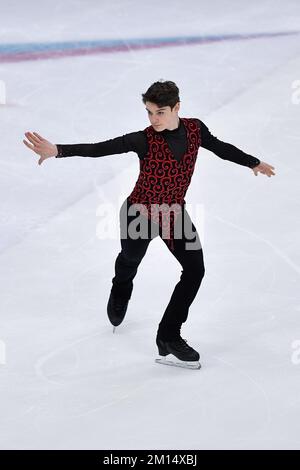 8. Dezember 2022, Turin, Italien: Turin, Dezember 8-11 2022, Italien Palavela.ISU GRAN PRIX DES EISKUNSTLAUF-FINALES 2022.Junior Men Short Program..Gold Medal.Robert YAMPOLSKYUSA (Bild: © Tonello Abozzi/Pacific Press via ZUMA Press Wire) Stockfoto